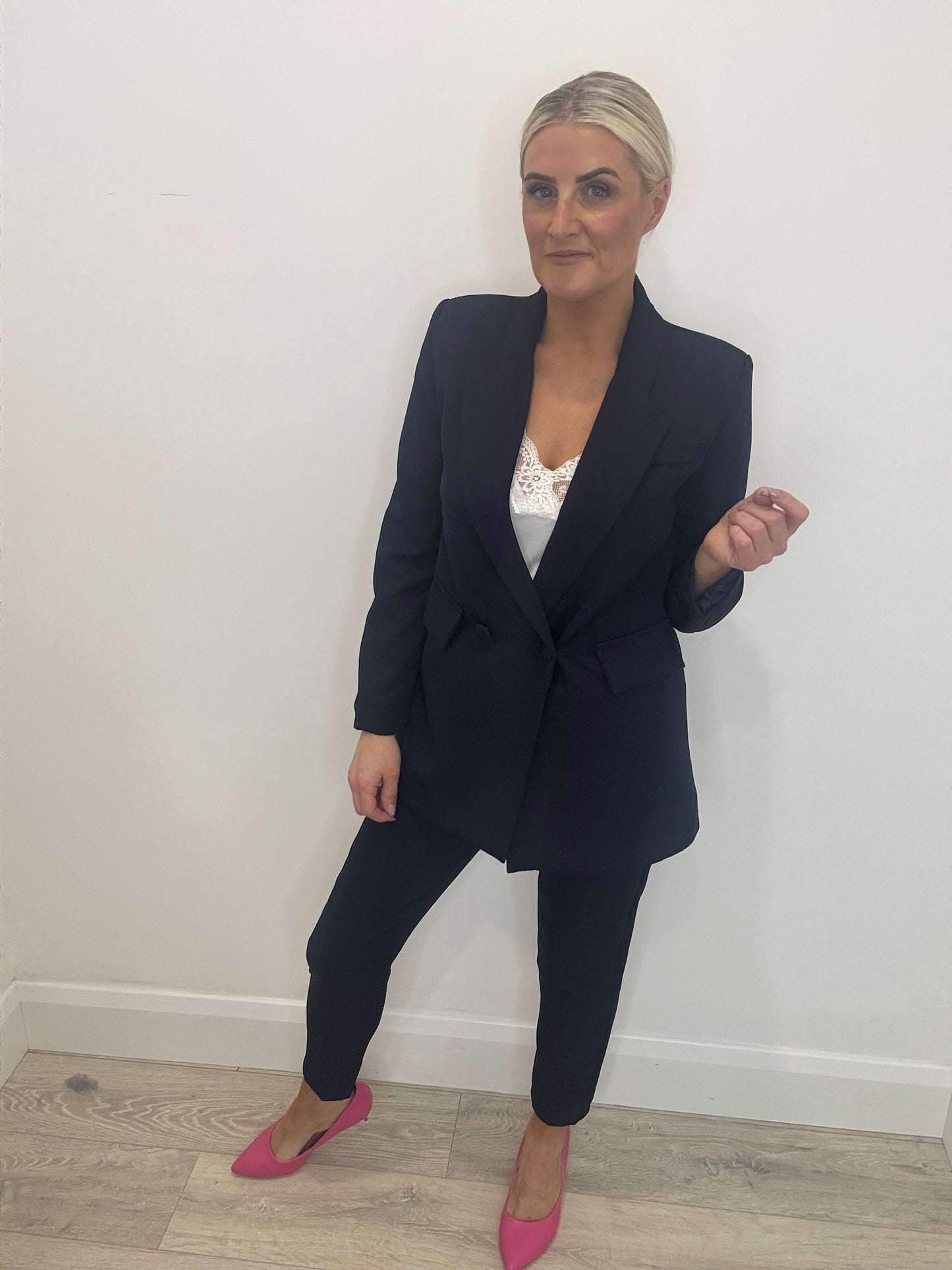 Elsa Trousers Suit